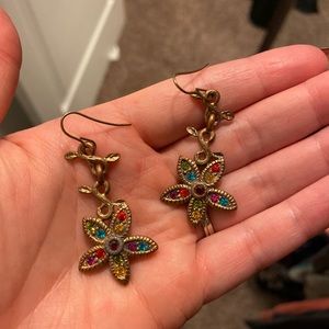 Vintage, colored flower dangle earrings! Gold!